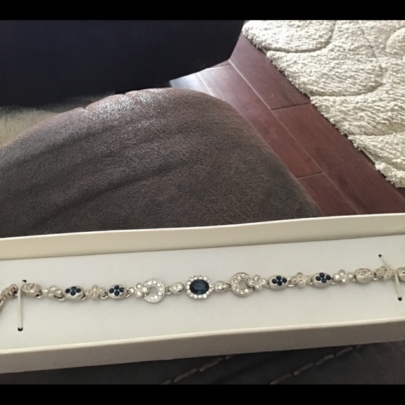 Tara Vanessa collections bracelet - Picture 1 of 2